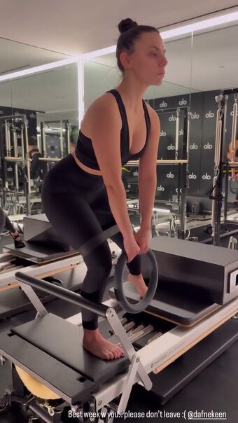 Dafne Keen Naakte Lekken OnlyFans Foto 315
