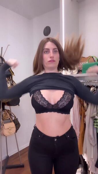 DANA ZARMON Naakte Lekken OnlyFans Foto 2