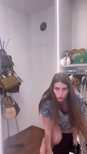 DANA ZARMON Naakte Lekken OnlyFans Foto 4