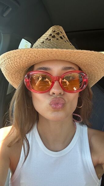 Daniela Melchior Naakte Lekken OnlyFans Foto 381