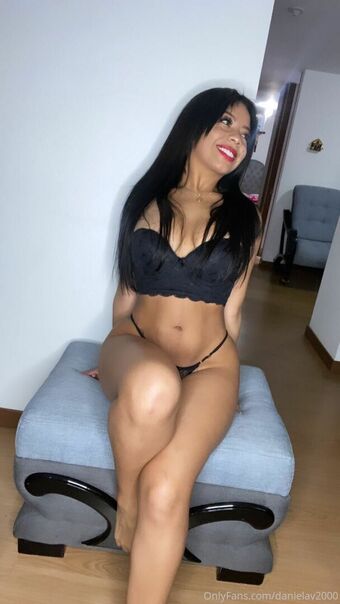 danielav2000 Naakte Lekken OnlyFans Foto 22