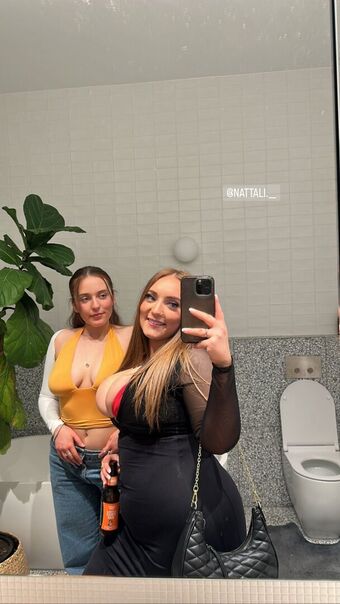 Danielle A Naakte Lekken OnlyFans Foto 25