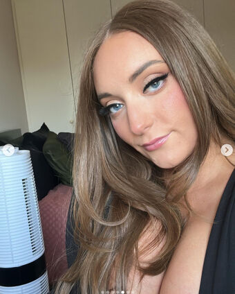 Danielle A Naakte Lekken OnlyFans Foto 40