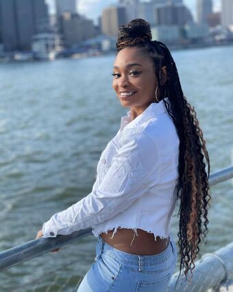 DefinedByKy Naakte Lekken OnlyFans Foto 19