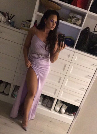 Demi Lovato Naakte Lekken OnlyFans Foto 757