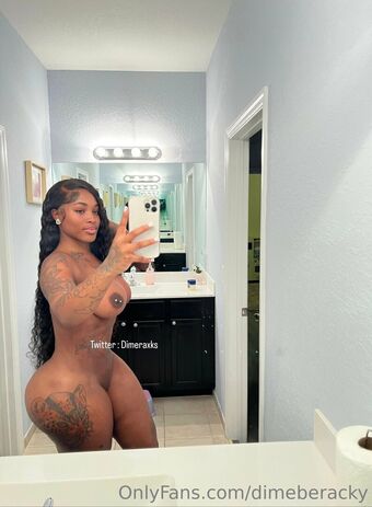 DimeBeracky Naakte Lekken OnlyFans Foto 23