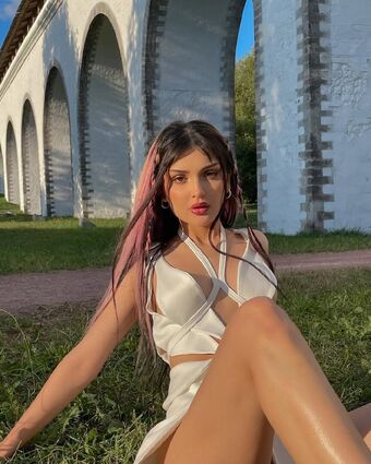 Dina Saeva