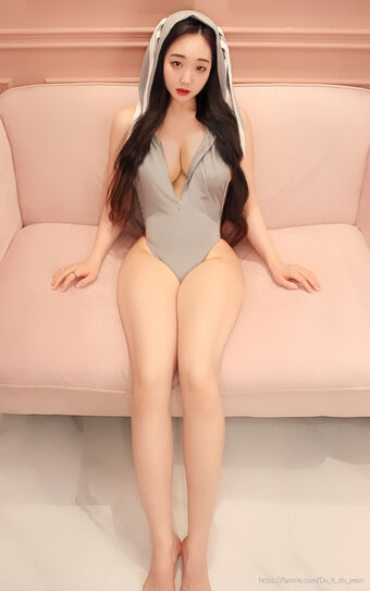 do_it_do_yeon Naakte Lekken OnlyFans Foto 11