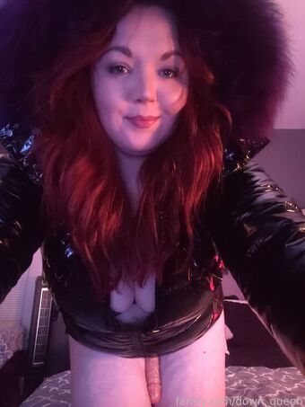 down_queen Naakte Lekken OnlyFans Foto 14