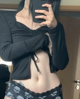 Drowsylio Naakte Lekken OnlyFans Foto 37
