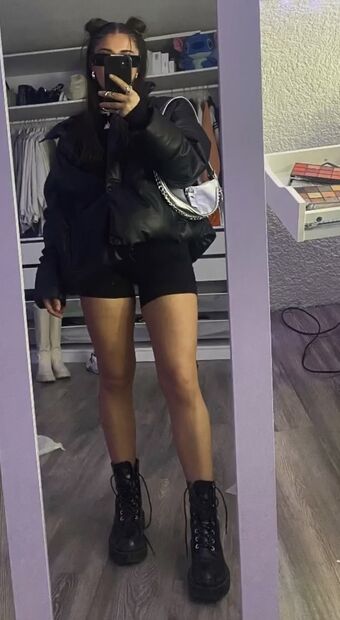 dumps Naakte Lekken OnlyFans Foto 16