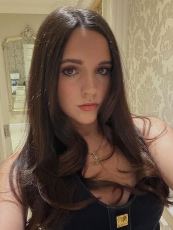 Elle Mulvaney Naakte Lekken OnlyFans Foto 21