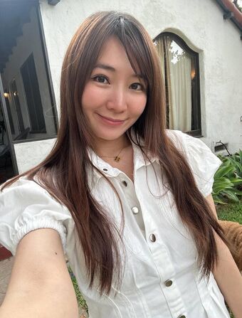 Emily Wang Naakte Lekken OnlyFans Foto 45