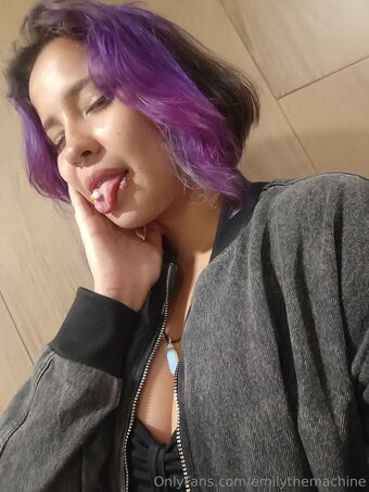 emilythemachine Naakte Lekken OnlyFans Foto 8