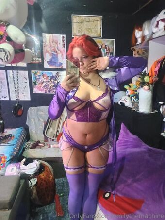 emilythemachine Naakte Lekken OnlyFans Foto 11