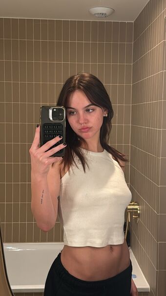 Emma-brooks