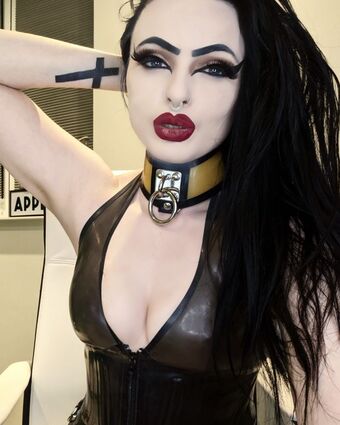 empress_poison_