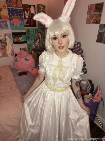 emptydeity Naakte Lekken OnlyFans Foto 8