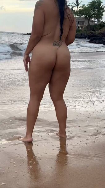 estefani Naakte Lekken OnlyFans Foto 1