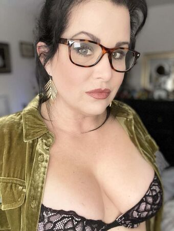 EV Parrish Naakte Lekken OnlyFans Foto 16