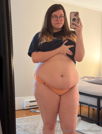 faefeedee Naakte Lekken OnlyFans Foto 61