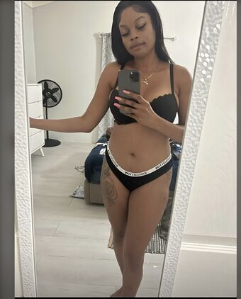 Farmer Girl Jess Naakte Lekken OnlyFans Foto 12