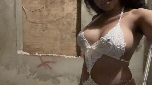 Farmer Girl Jess Naakte Lekken OnlyFans Foto 13