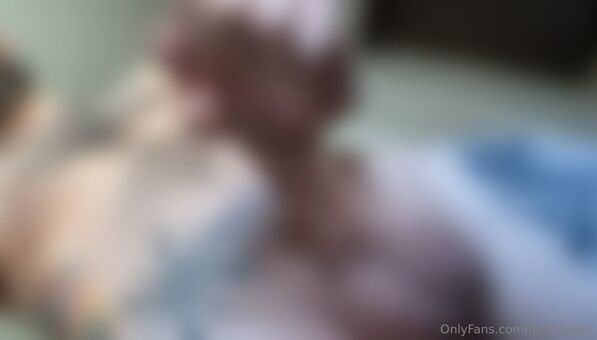 fastflogger Naakte Lekken OnlyFans Foto 3