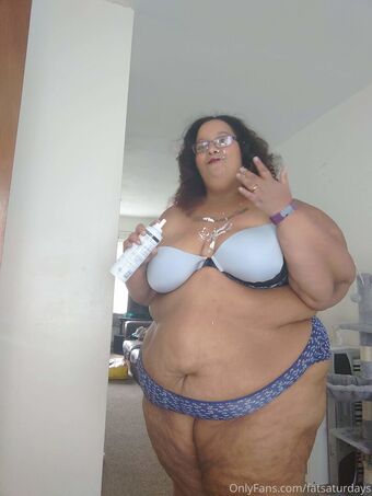 Fatsaturdays Naakte Lekken OnlyFans Foto 17