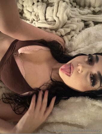 fayefinly Naakte Lekken OnlyFans Foto 9