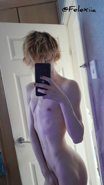 Felexiia Naakte Lekken OnlyFans Foto 44