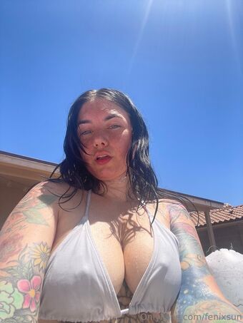 Fenixsun Naakte Lekken OnlyFans Foto 30