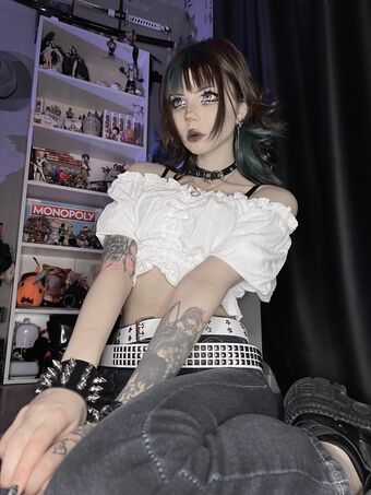 Flutterow Naakte Lekken OnlyFans Foto 50