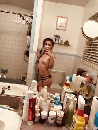 freaky-hippy Naakte Lekken OnlyFans Foto 5