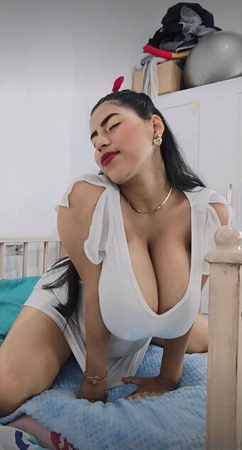 Genemigui Naakte Lekken OnlyFans Foto 7