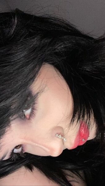 Ghostbabss Naakte Lekken OnlyFans Foto 45