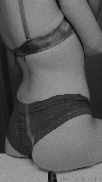 ghostt666 Naakte Lekken OnlyFans Foto 21