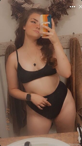 goldnarrow_ Naakte Lekken OnlyFans Foto 34