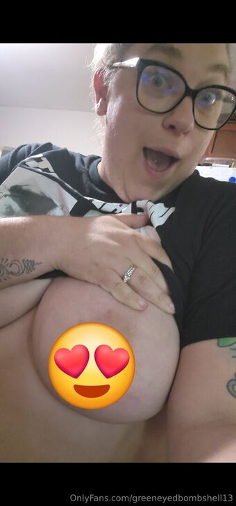 greeneyedbombshell13 Naakte Lekken OnlyFans Foto 4