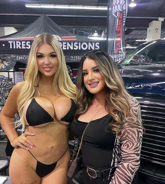 Haley Hudson Naakte Lekken OnlyFans Foto 4