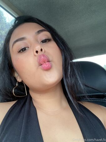hazelxfox Naakte Lekken OnlyFans Foto 13