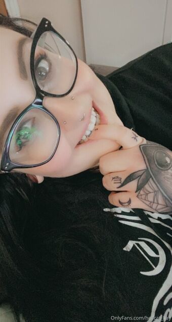 hellcat_kay Naakte Lekken OnlyFans Foto 12