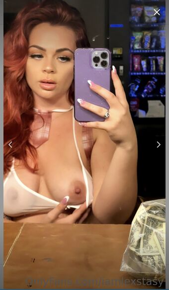 Iamlexstasy Naakte Lekken OnlyFans Foto 2