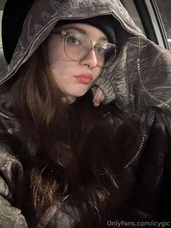 icygic Naakte Lekken OnlyFans Foto 3