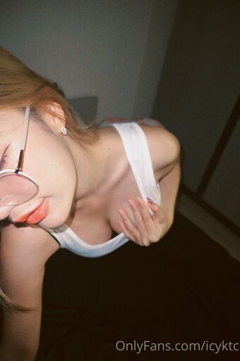 icyktc Naakte Lekken OnlyFans Foto 15