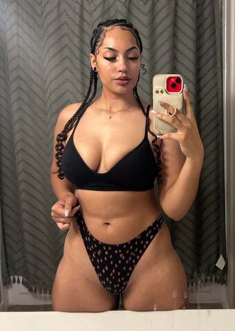 iloveraine Naakte Lekken OnlyFans Foto 8