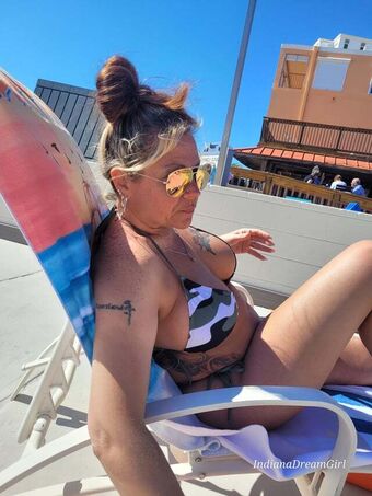 Indianadreamgirl Naakte Lekken OnlyFans Foto 8