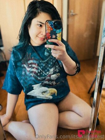 itsakidearest Naakte Lekken OnlyFans Foto 46