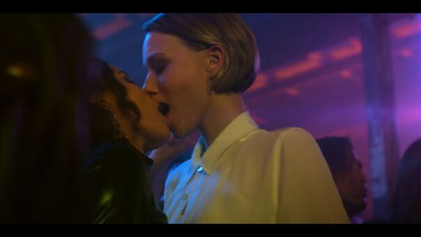 Ivanna Sakhno Naakte Lekken OnlyFans Foto 67