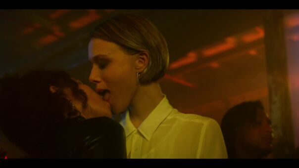 Ivanna Sakhno Naakte Lekken OnlyFans Foto 69